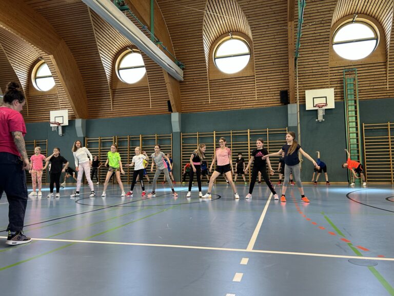 Zumba – Time für die ersten Klassen!